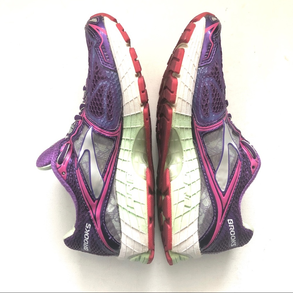 Brooks Ravenna 5 Athletic Running Sneakers  7 - Picture 9 of 11